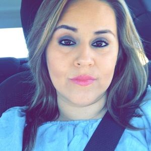 Meet your Posher, Beverly